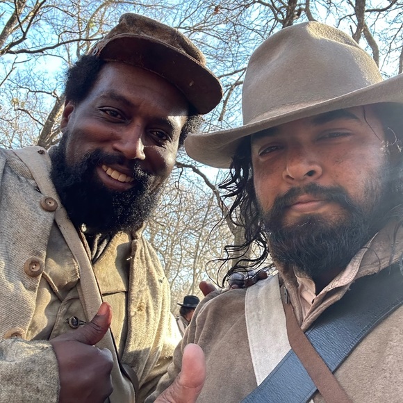 Meet your Posher, Alex - Picture 6 of 9